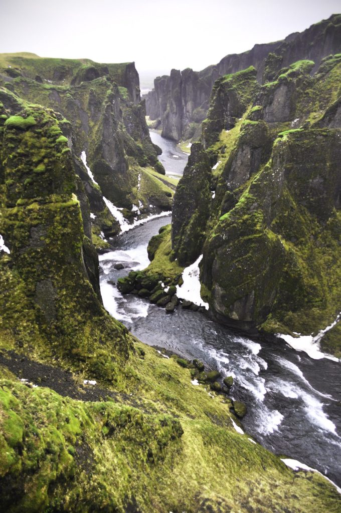 Canyon de Fjaðrárgljúfur 
