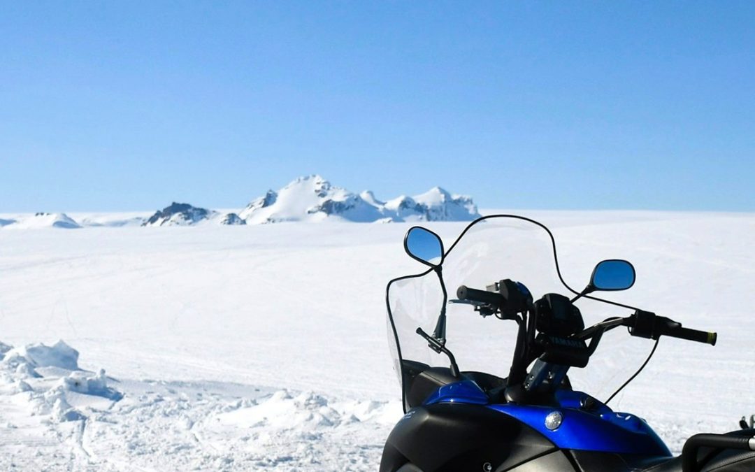 Motoneige sur le Vatnajökull
