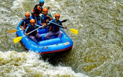 Descente d’une rivière glaciaire en rafting
